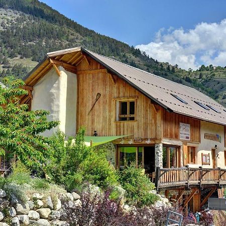 Chambres D'Hote Le Brin De Paille Saint-Martin-de-Queyrières 외부 사진