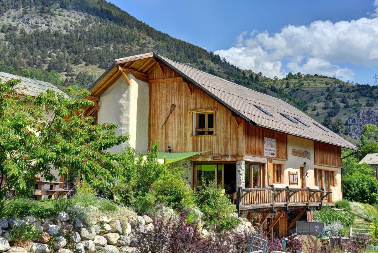 Chambres D'Hote Le Brin De Paille Saint-Martin-de-Queyrières 외부 사진